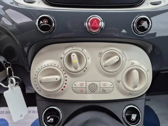 Fiat 500 1.2 Lounge Navi, Cruise, NAP, 1e eig 2019 Benzine 17