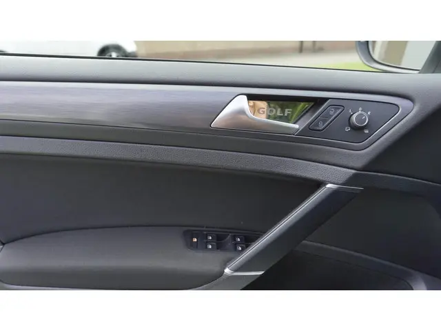 Volkswagen e-Golf E-DITION Warmtepomp 2020 Elektrisch 10