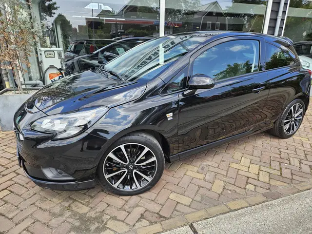 Opel Corsa 1.4 turbo Opc-line,zeer mooie auto 2018 Benzine 2