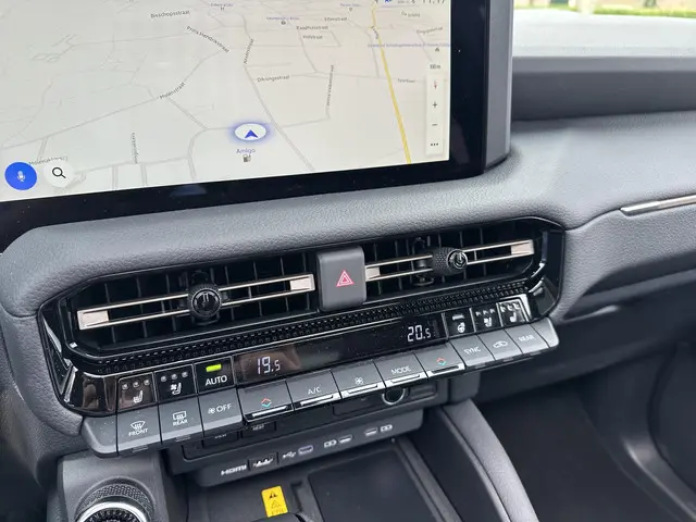 Toyota Land Cruiser 2.8 D-4D President 2025 Diesel 30