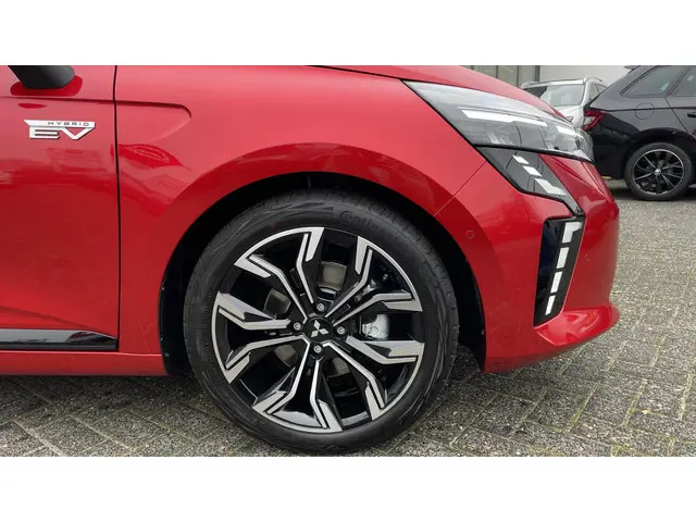 Mitsubishi Colt 1.6 HEV Instyle 2024 Hybride Benzine 24