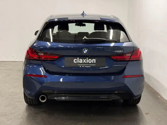 BMW 1 Serie 118i Sport Business 2021 Benzine 5