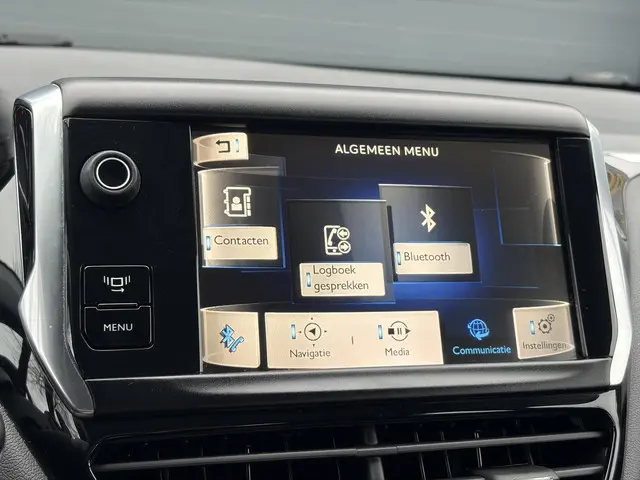 Peugeot 208 1.2 e-VTi Blue Lease 2013 Benzine 15