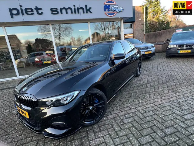 BMW 3 Serie 330e High Executive 2020 Hybride Benzine 1