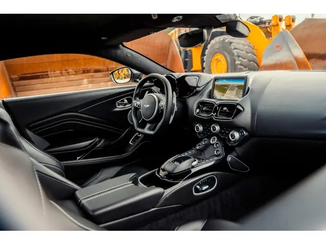 Aston Martin V8 Vantage 4.0 2021 Benzine 27