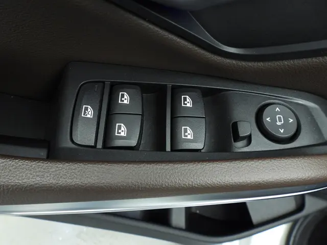 BMW 3 Serie Sedan 318i 2022 Benzine 22