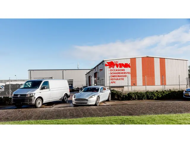 Fiat 500 1.0 Hybrid Hey Google 2021 Benzine 26