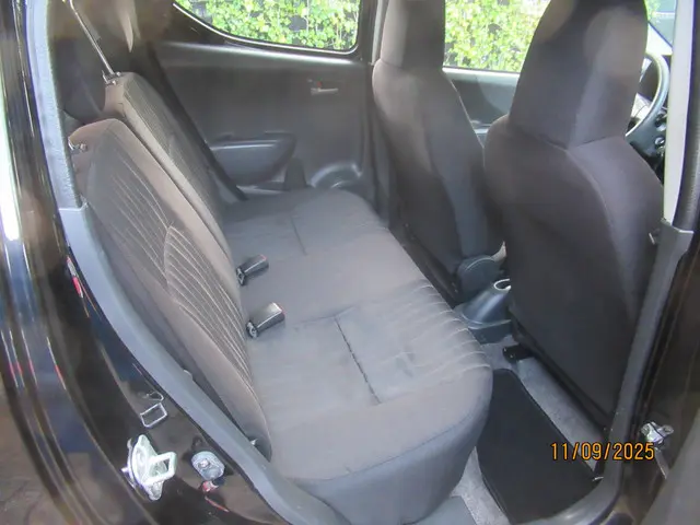 Nissan Pixo 1.0 Look 2013 Benzine 7