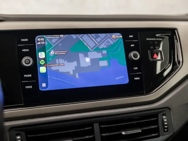 Volkswagen Polo 1.0 TSI Sportline 2020 Benzine 9