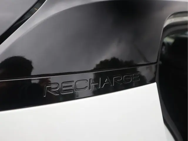 Volvo XC40 1.5 T5 Recharge 2021 Hybride Benzine 33