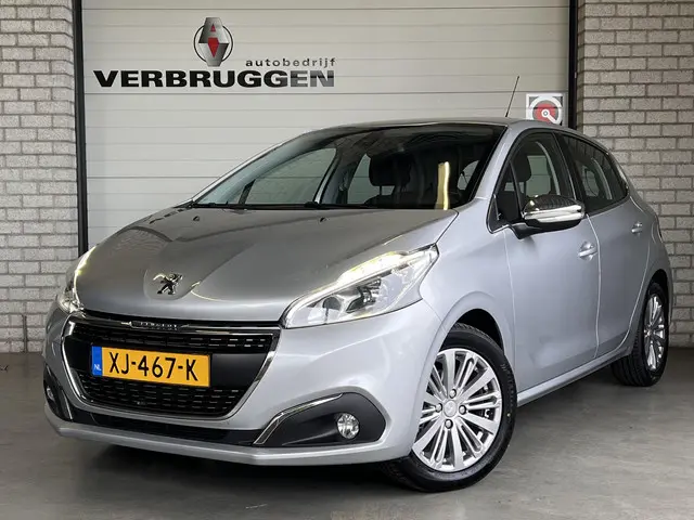 Peugeot 208 1.2 PureTech Allure 2018 Benzine