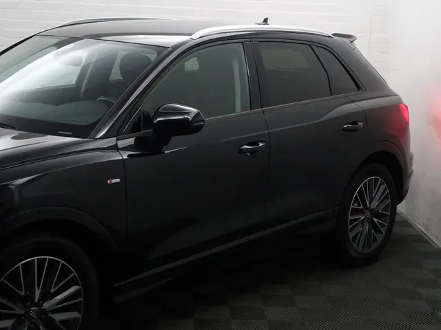 Audi Q3 35 TFSI S Edition Aut- 2020 Hybride Benzine 26