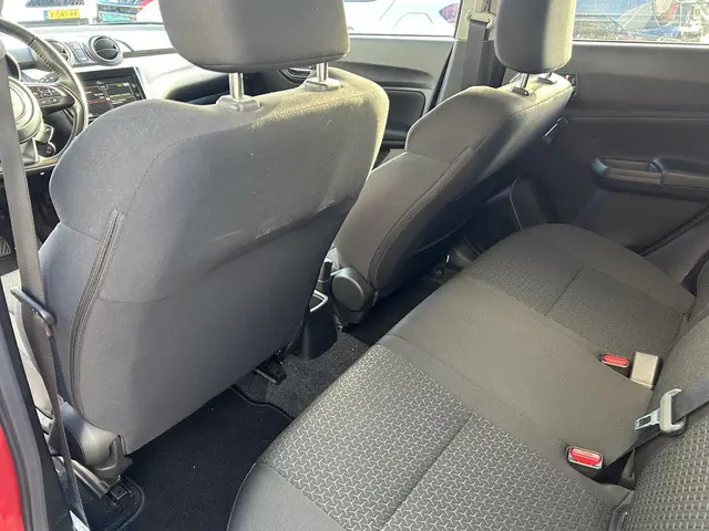 Suzuki Swift 1.2 Select Smart Hybrid 2024 Benzine 17