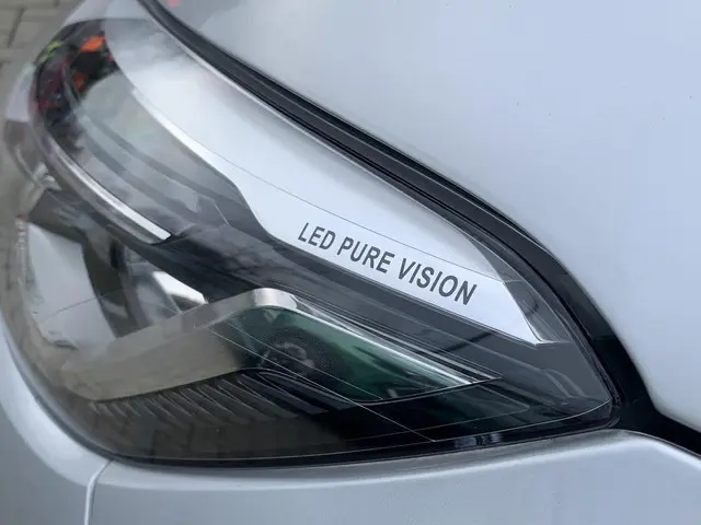 Renault Captur 1.2 TCe Initiale Paris 2018 Benzine 36