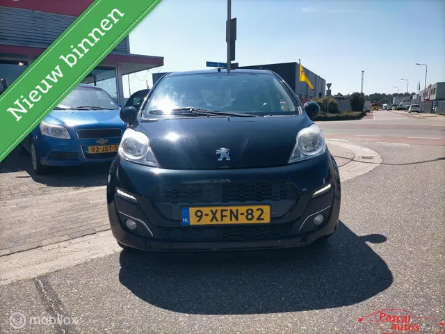 Peugeot 107 1.0 Envy airco nap apk 2014 Benzine 2