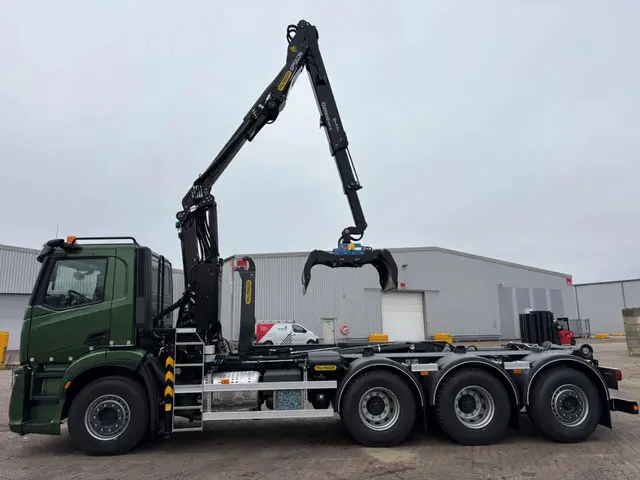 Iveco X-Way 500 8X4 TRIPLE 2026 Diesel 7