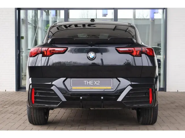 BMW X2 sDrive 20i 2025 Benzine 4