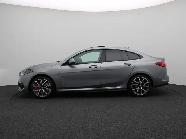 BMW 2 Serie Gran Coupé 218i 2025 Benzine 4