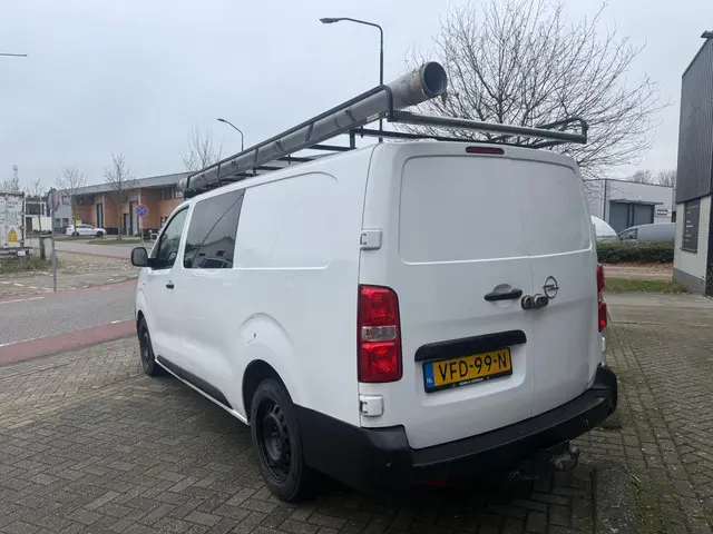 Opel Vivaro 3