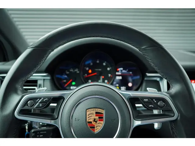 Porsche Macan 2.0 2020 Benzine 17