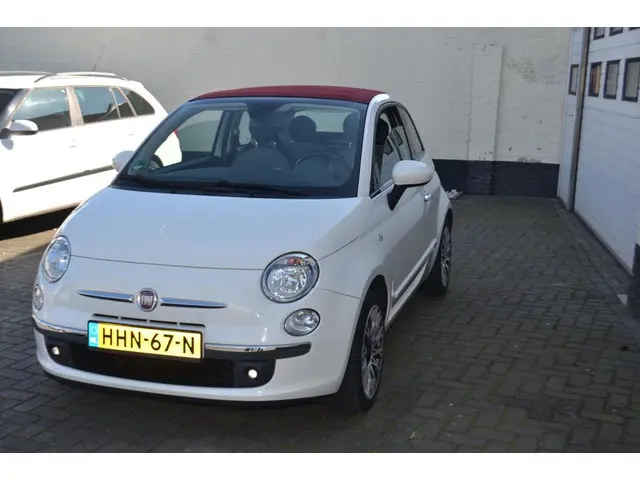 Fiat 500C 1.2 Lounge 4 cyl. Cabrio Super Mooi 2014 Benzine 4