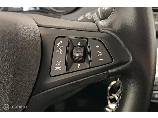 Opel Corsa 1.4 Favourite 5DRS 2018 Benzine 9