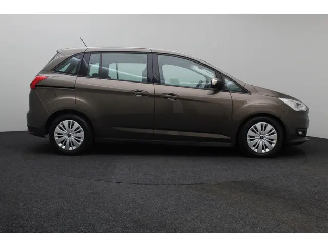 Ford Grand C-Max 1.0 Trend 7 Persoons 2018 Benzine 13