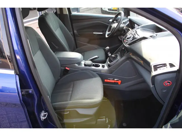 Ford C-MAX 1.6 Eco. Titanium 2014 Benzine 23