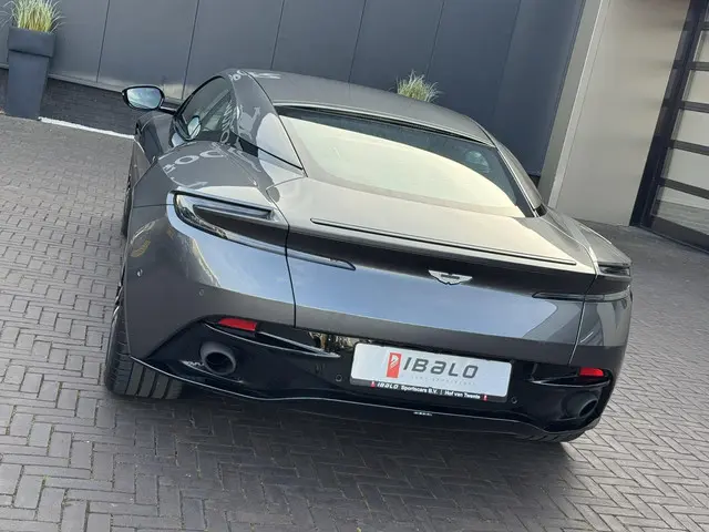 Aston Martin DB11 5.2 V12 2017 Benzine 20