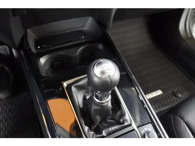 Mazda CX-30 2.0 e-X 186pk Homura 2024 Benzine 38