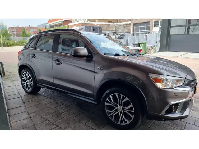 Mitsubishi ASX 1.6 Cleartec Connect Pro+ 2018 Benzine 6
