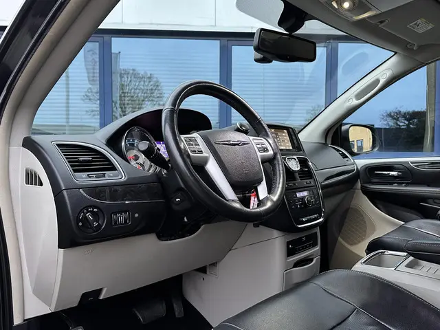 Chrysler Town & Country 3.6 V6 2014 Benzine 6