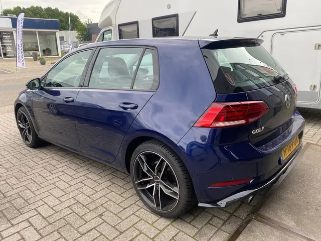 Volkswagen Golf 1.5 TSI Highline 2020 Benzine 7