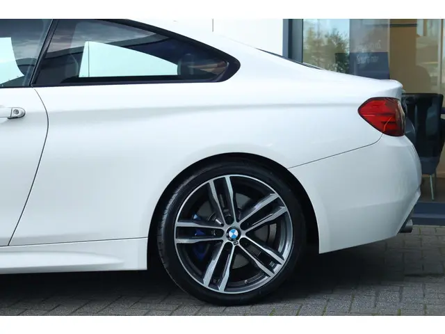 BMW 4 Serie Coupé 420i M Sport 2016 Benzine 5