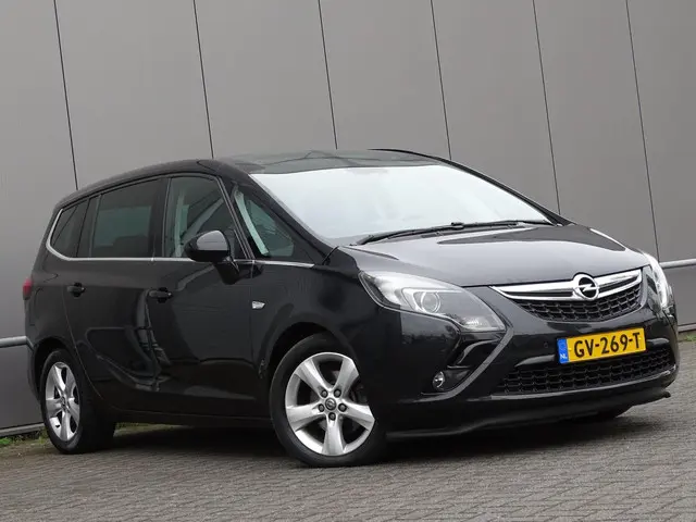 Opel Zafira 3