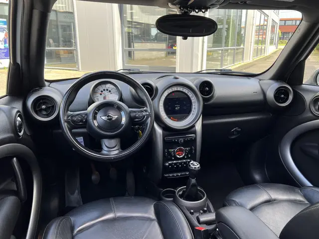 MINI Countryman 1.6 Cooper Chili 2012 Benzine 3