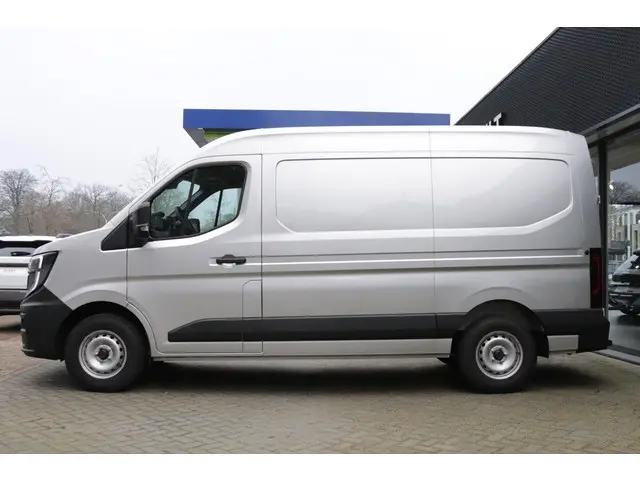 Renault Master T35 2.0 dCi 130 L2H2 Advance 2024 Diesel 8