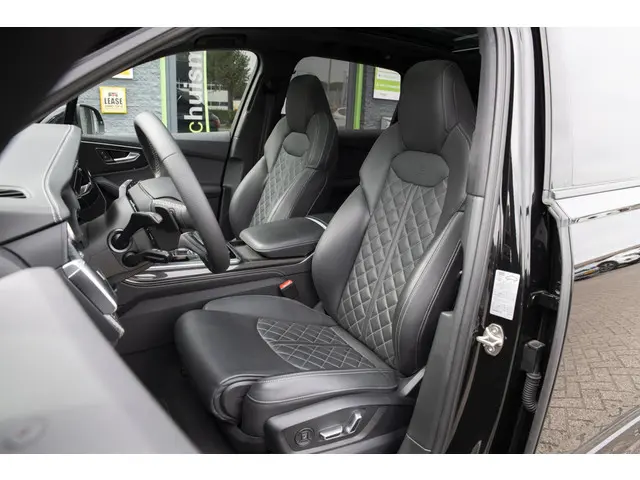 Audi SQ7 4.0 TFSI quattro ABT 7p 2023 Benzine 14
