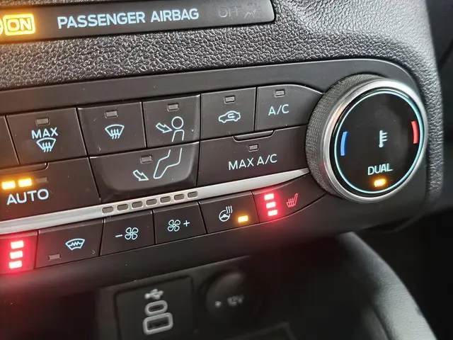 Ford Kuga 2.5 PHEV ST-Line X 2022 Hybride Benzine 29