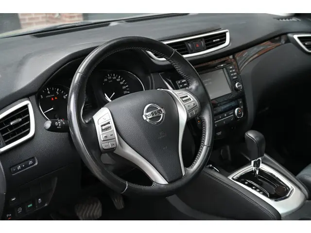 Nissan QASHQAI 1.2 Tekna |Pano|trekhaak| 2015 Benzine 13