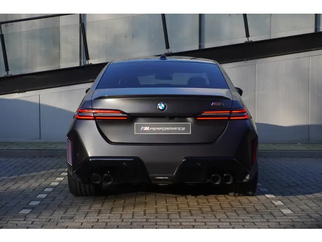 BMW M5 Sedan 2026 Hybride Benzine 5