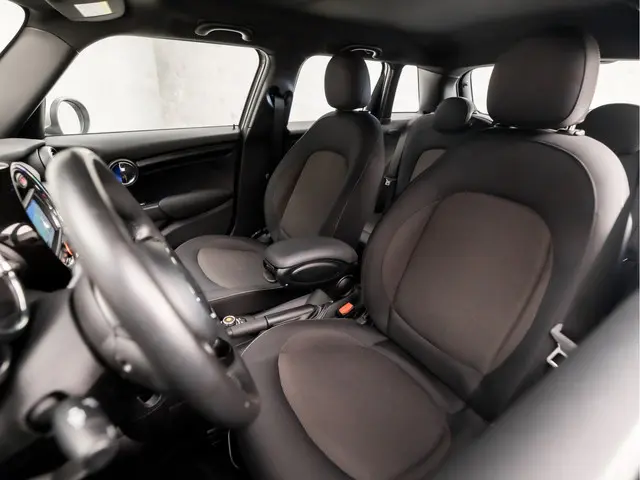 MINI One Mini 1.5 Business Sport 2020 Benzine 13