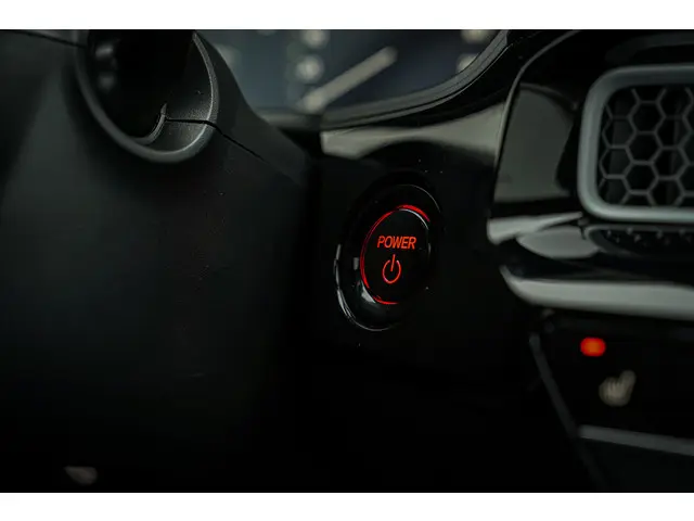 Honda Civic 2.0i e:HEV ADVANCE 2026 Hybride Benzine 55