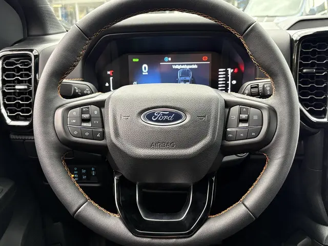 Ford Ranger 2.3 PHEV Wildtrak Double Cab 2025 Diesel 24
