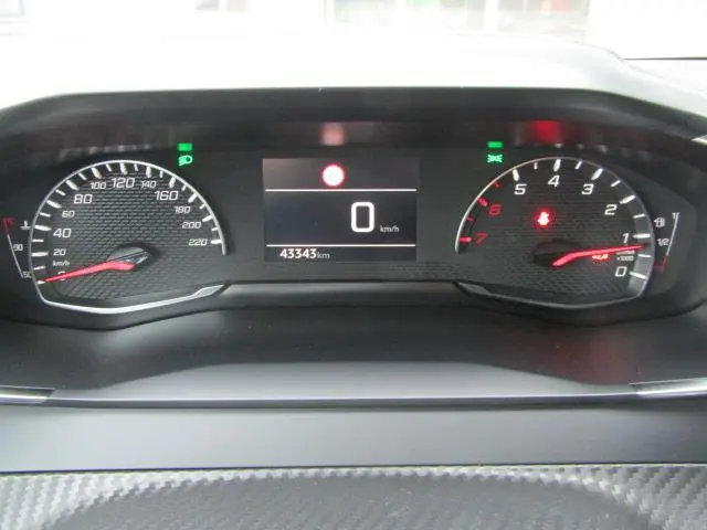 Peugeot 208 1.2 PureTech Active Pack 2023 Benzine 9