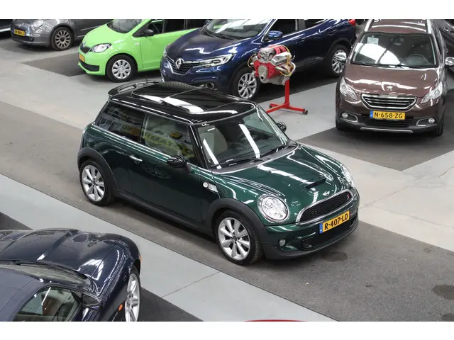 MINI Cooper S Mini 1.6 Chili Automaat 2013 Benzine 36