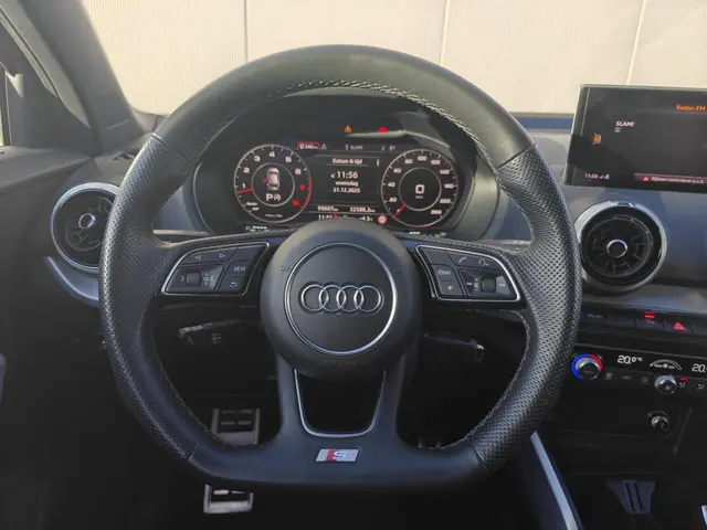 Audi Q2 35 TFSI S Edition 2021 Benzine 11