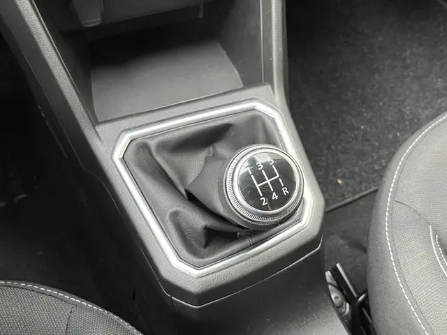 Dacia Sandero 1.0 TCe 90 Comfort 2023 Benzine 24