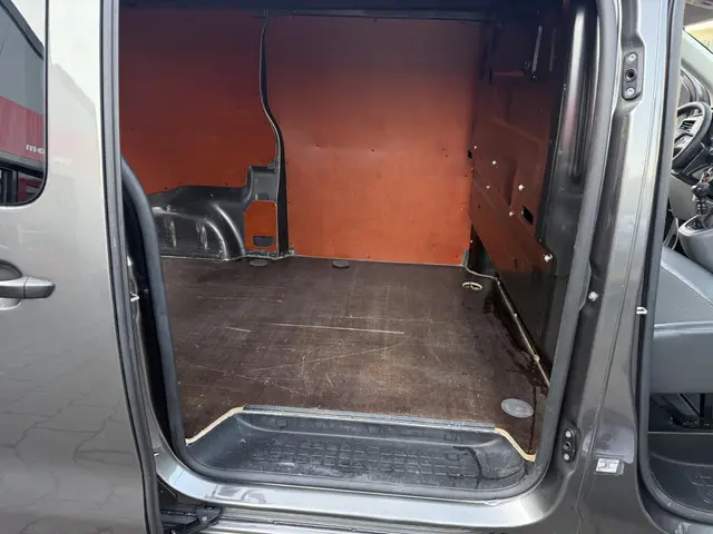 Opel Vivaro 2.0 CDTI L2H1 Selection 2021 Diesel 21