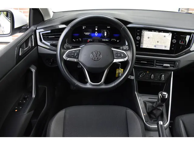Volkswagen Taigo 1.0 TSI Life Business 2022 Benzine 8
